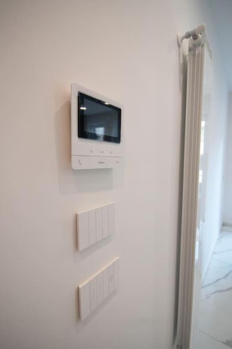 Chiaia Arcoleo House - Sofia Apartment Napoli Bagian luar foto